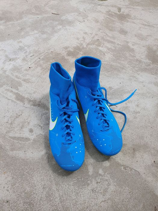 спортни футболни обувки Nike Mercurial