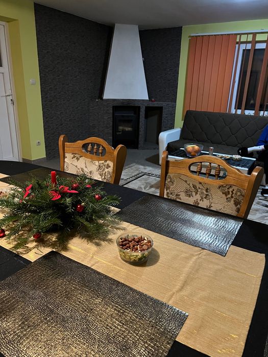 Casă din cărămidă cu garaj | 500 mp teren | zonă centrală și liniștită