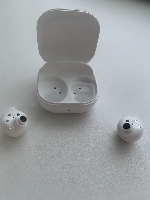 срочно продаю galaxy buds FE