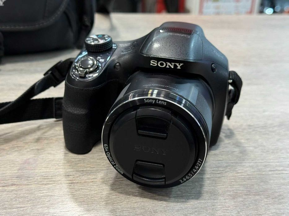 Фотоапарат Sony DSC-H400