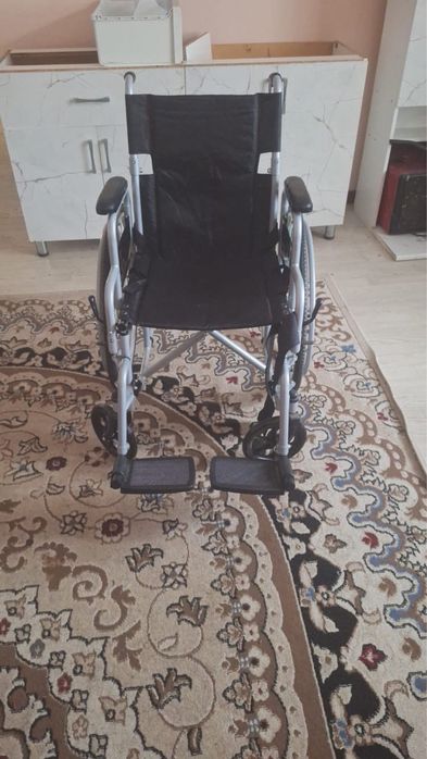 Инвалидный колияаско