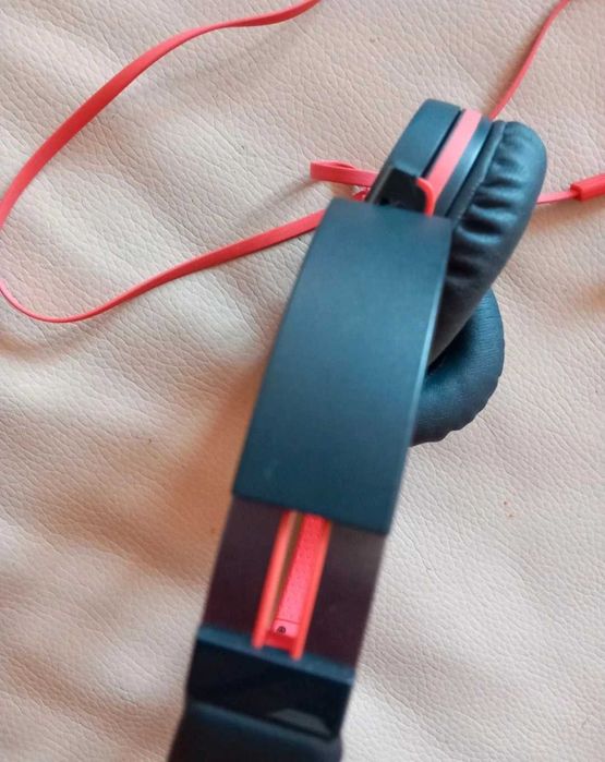 Căști impecabile Sony cu fir