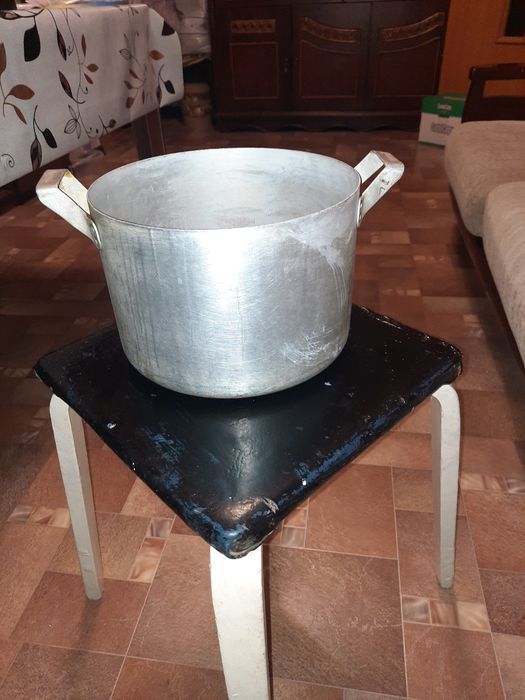 Продам каструлю алюминиевую советскую