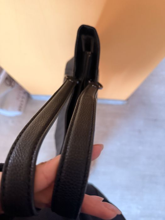 Дамска чанта Guess