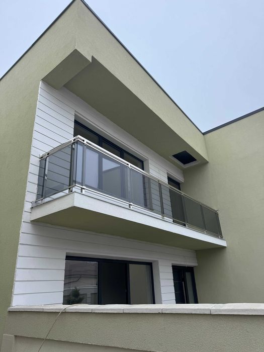 Balustrada de sticla