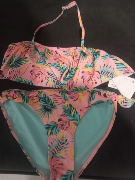 Новые блузки H&M для девочки. С бирками