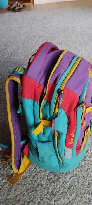 vand ghiozdane ergonomice cu geanta sport asortata