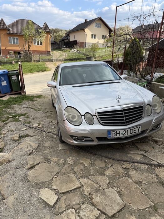 Mercedes E220 CDI W211