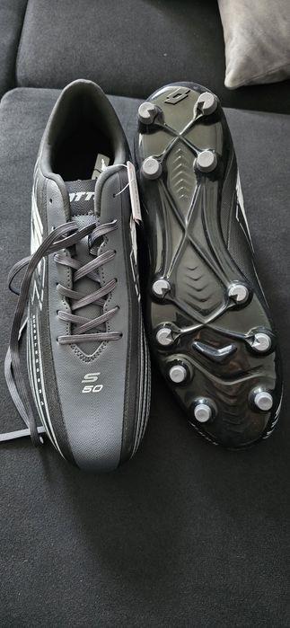 Футболни обувки висок клас - Нови