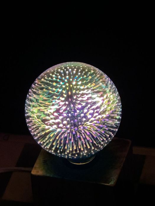 Qo‘l mehnati yog‘och devor soatlari – tabiiy va noyob dizayn