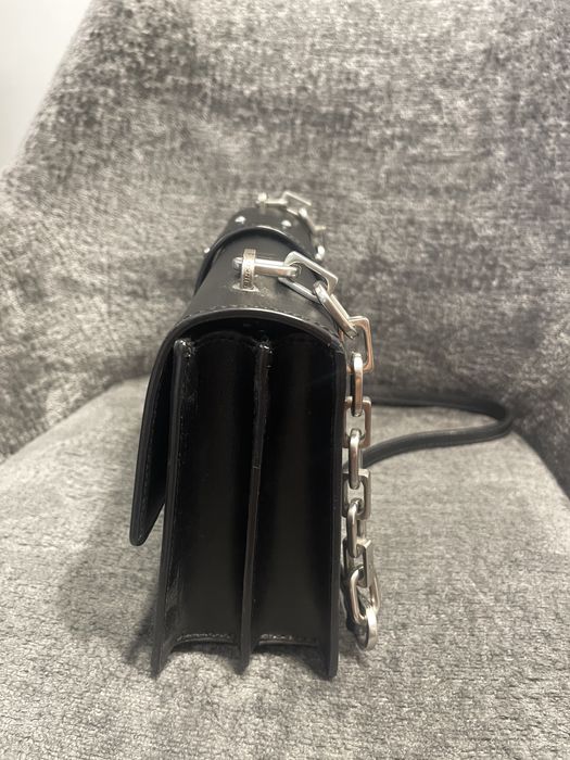 Дамска черна чанта Pinko