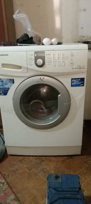 Продам стиральную машинку Samsung