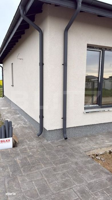 Casa parter, 4 camere, teren 477 mp, zona Aeroport