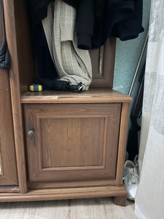 Шкаф прихожая в квартиру