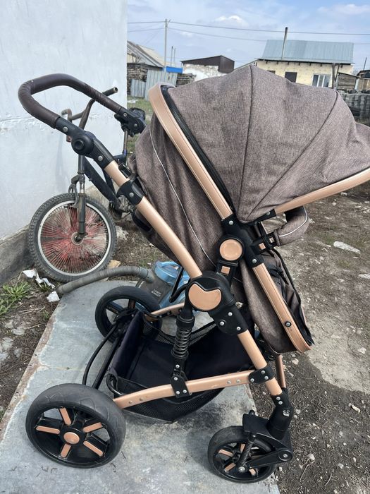 Коляска для прогулки