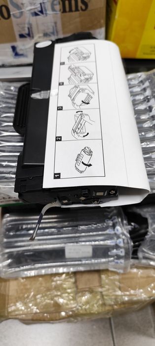 Продам картридж на Xerox Phaser 3140