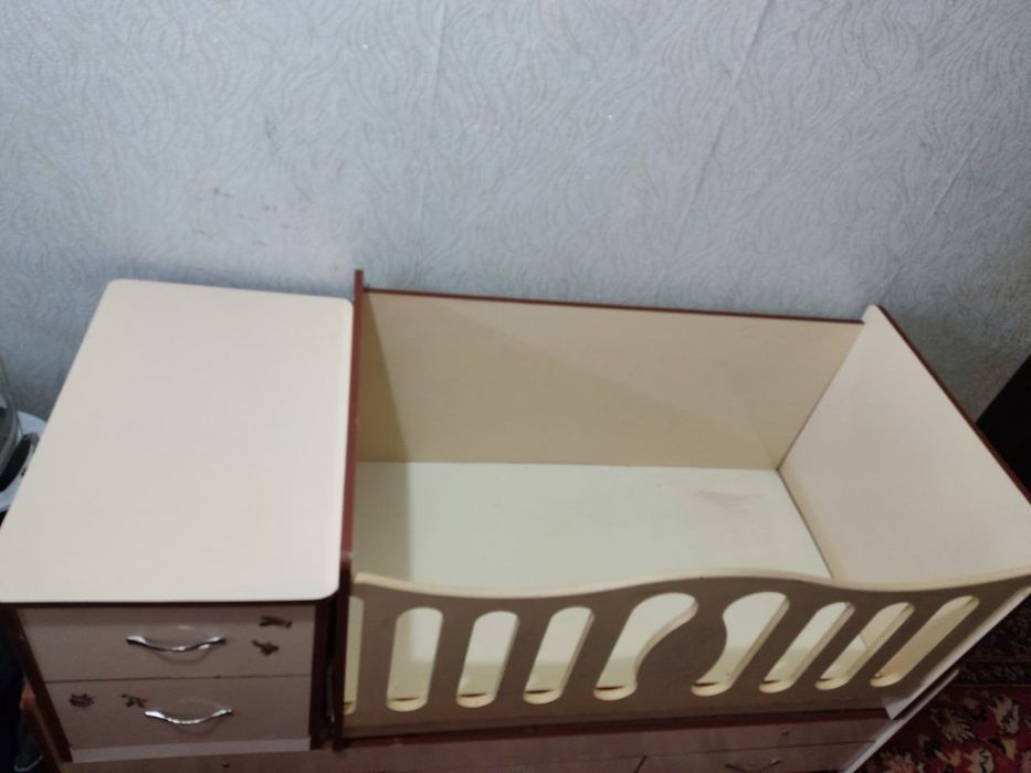 Продаётся детский кровать б/у