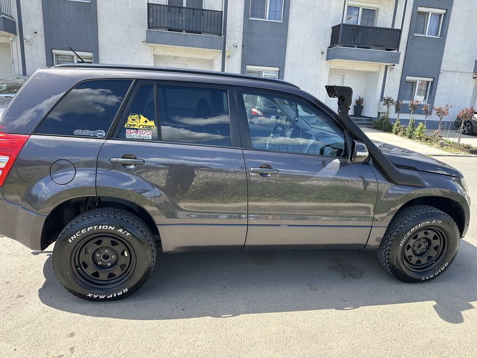 SUZUKI Grand Vitara 2012 — imagine 2