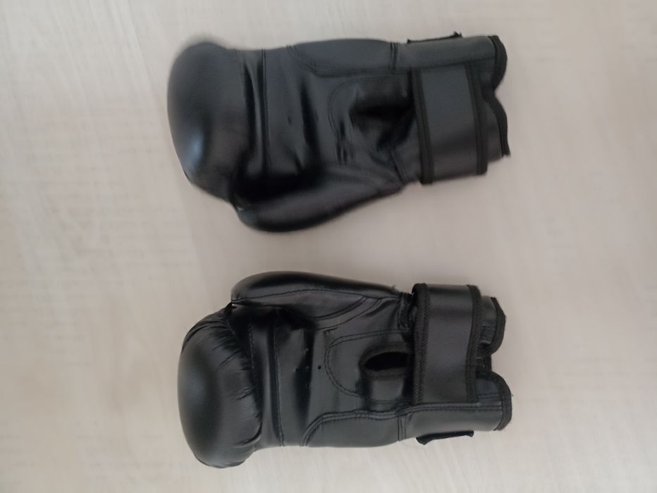 Перчатки боксерские