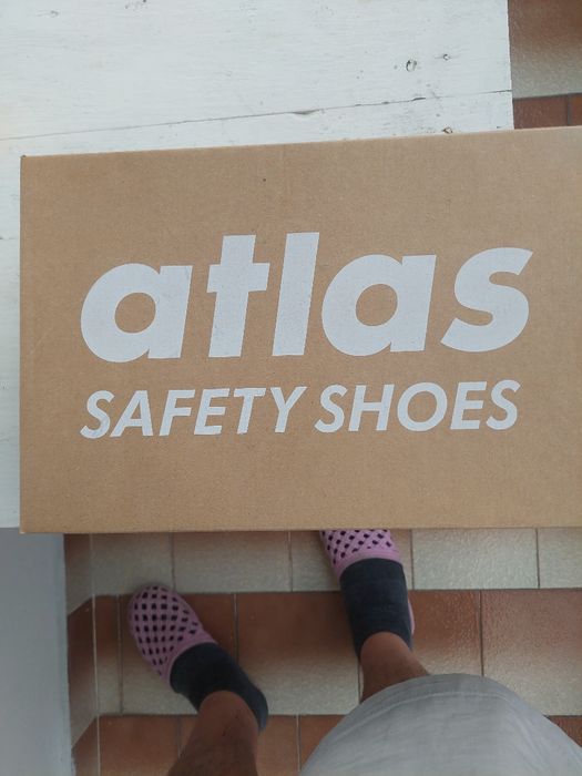 Обувки с бомбе  Atlas