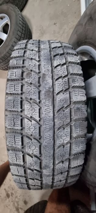 Комплект 16" джанти за Honda със зимни гуми 225/70 R16