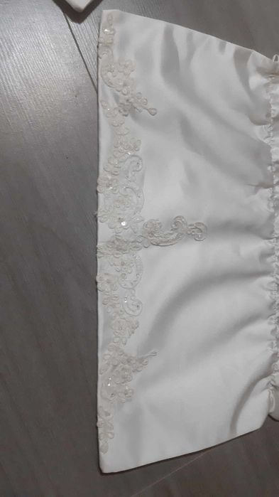 Rochie de mireasa cu şal - marimea 34