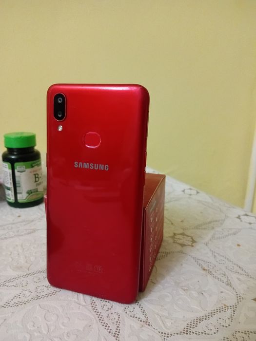 Телефон Galaxy а10s 2/32 хорошом состоянии работает