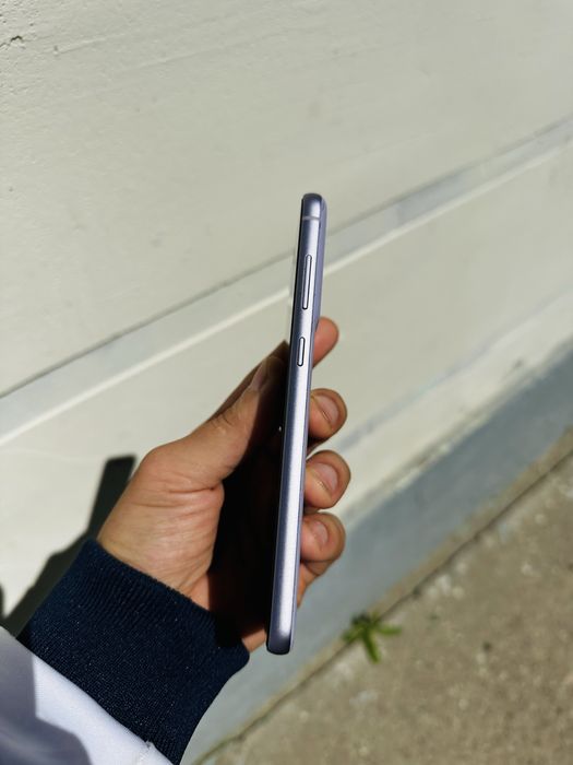 Samsung S21fe sotiladi