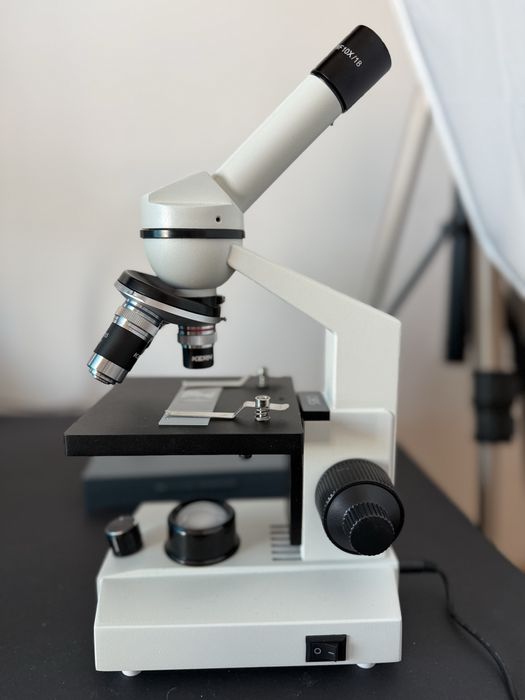 Microscop biologic Kern Obs 101