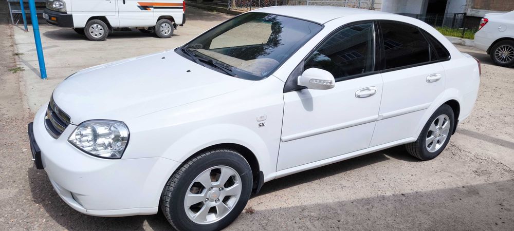 Laccety 1.8 2010 год