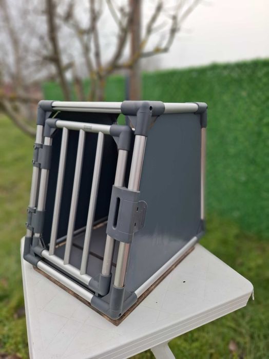 Клетка за кучета