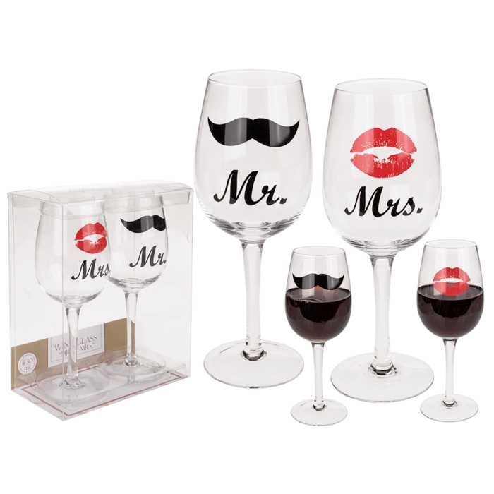 Комплект чаши за вино Mr и Mrs