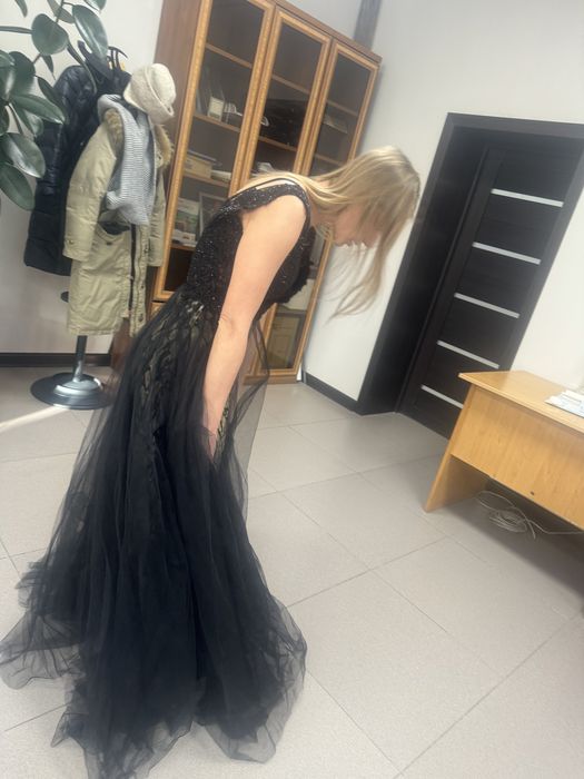 Продам платье новое