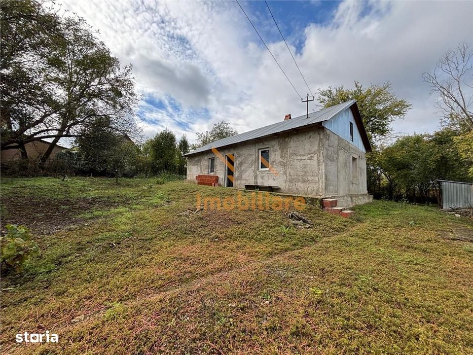 Casa De Vacanta| Teren 1.000 Mp | Sat Tria | Comuna Derna | Judetul Bi