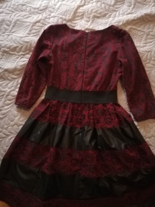 Дамски рокли Юнона