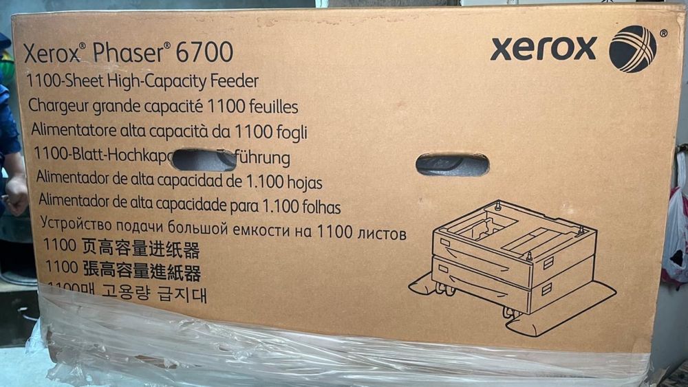 300000 тгНовый упакованный принтер xerox phaser 6700