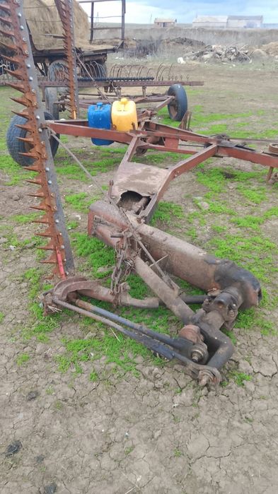 Продам трактор с косилкой срочно