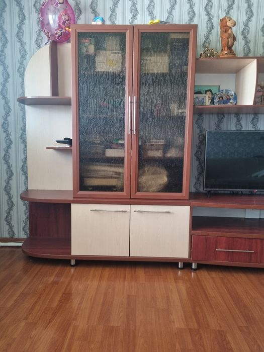 Стенка в гостинную