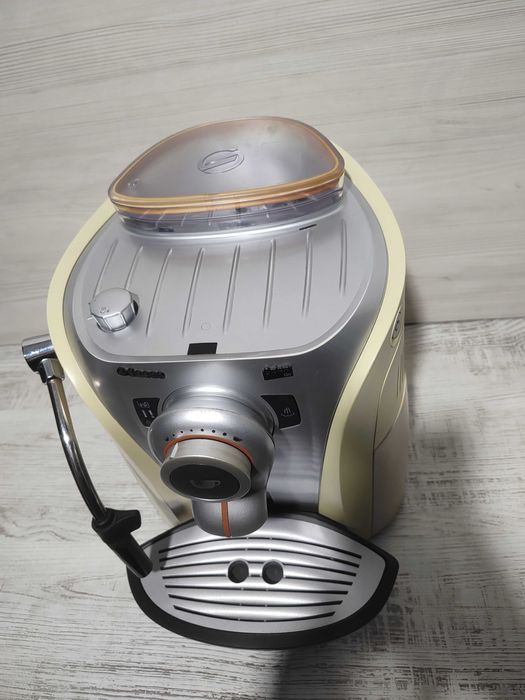 Кафеавтомат - робот Saeco Odea GO - Бяла