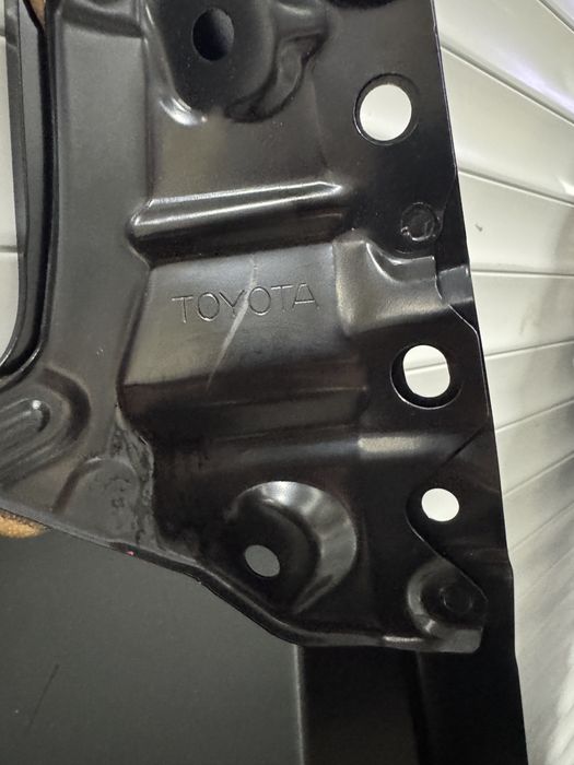 Крылья на Toyota Camry/Камри 70/75