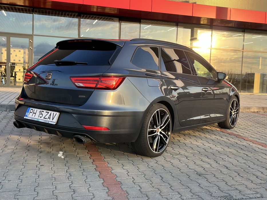 Seat Leon Cupra ST300 4x4      Sau schimb cu SUV!