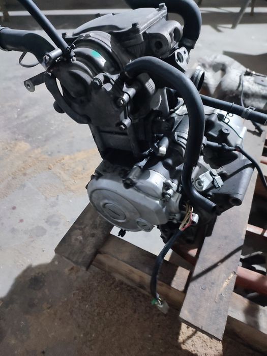 Motor yzf Yamaha 125