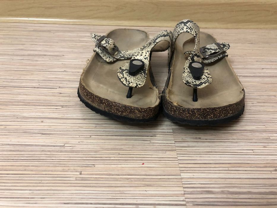 Продам сланцы/ шлепанцы