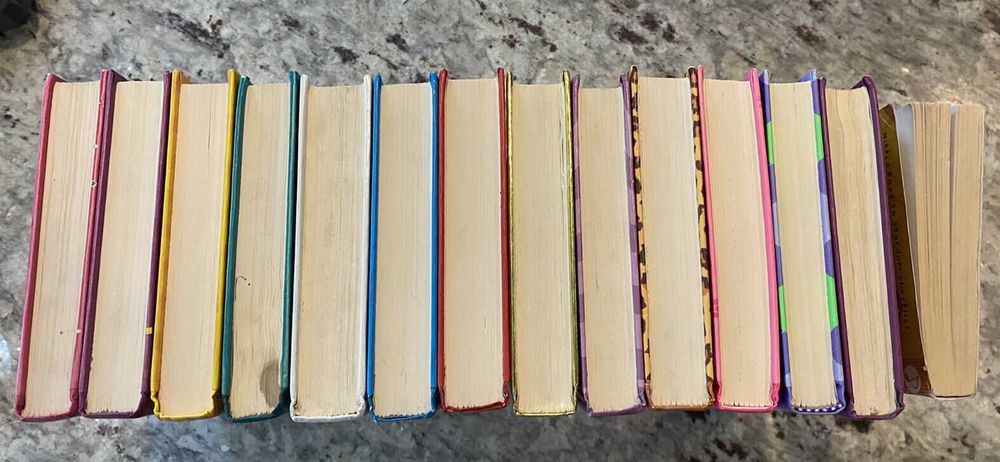 DORK DIARIES 15 books in English. Дневник НИККИ 15 книги На Английском
