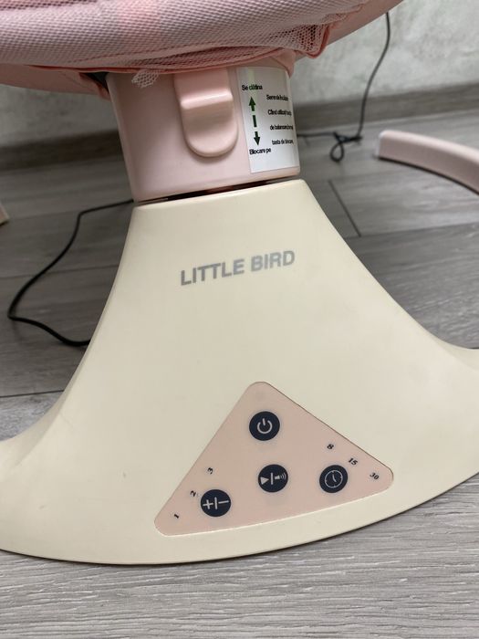 Vând leagan electric