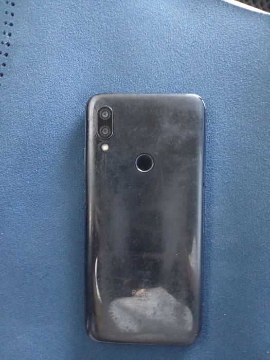 Redmi 7 telefoni sotiladi