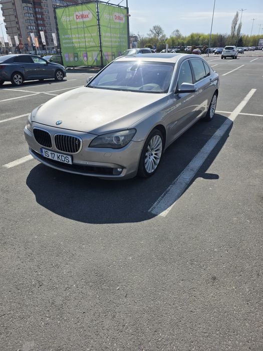 Vand urgent BMW Seria 7 (pret valabil pt cash)