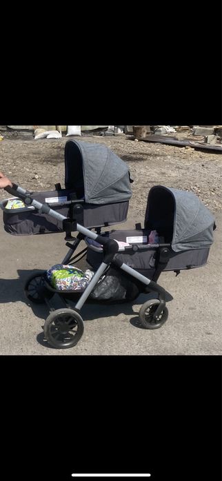 Продам коляску для двойни