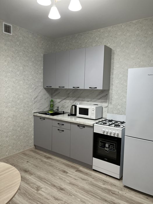 Посуточно однокомнатная Береке