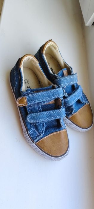 Сандали,куртки итд